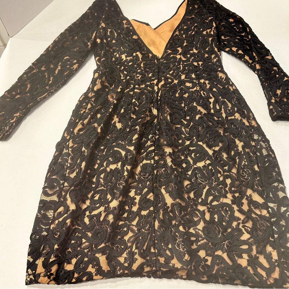Carmen Marc Valvo Black/Nude Size 4 - Picture 11 of 16